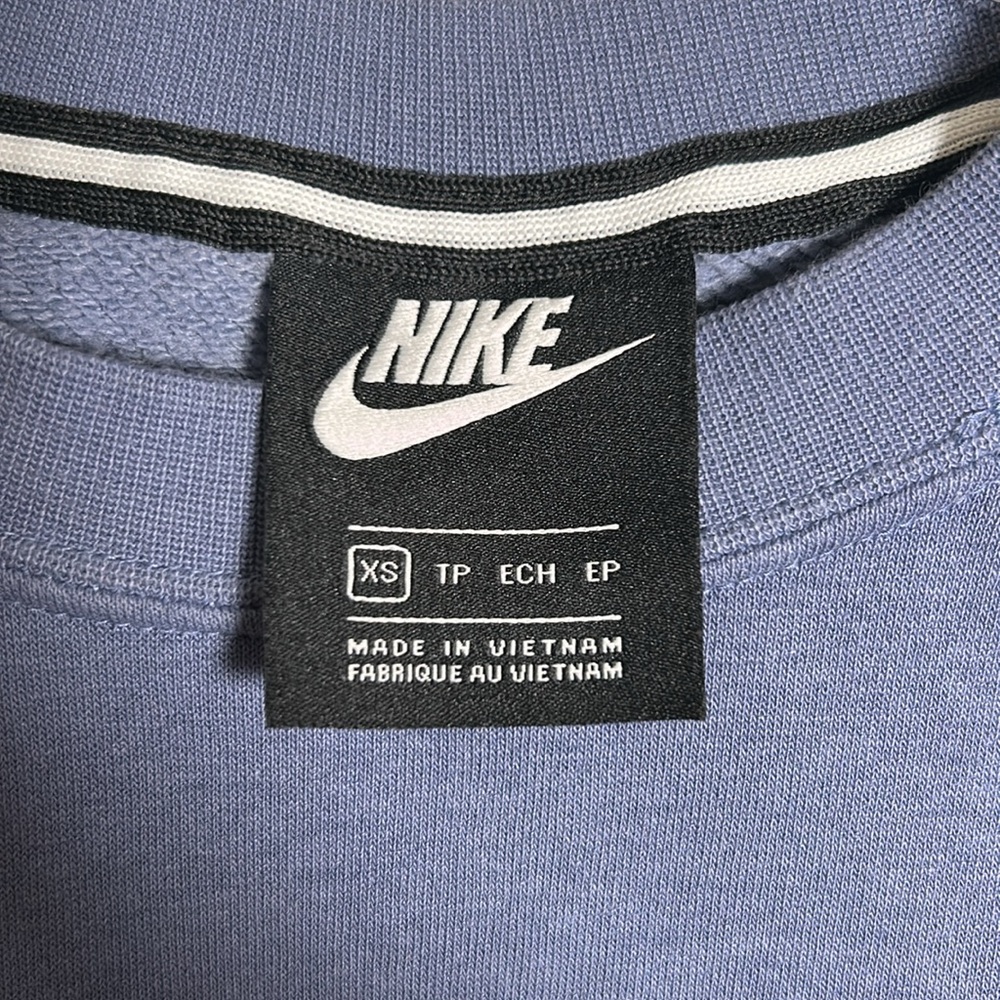 Nike Women’s Club Fleece Crewneck Sweatshirt Blue Cotton Blend Size XS. - Picture 4 of 11